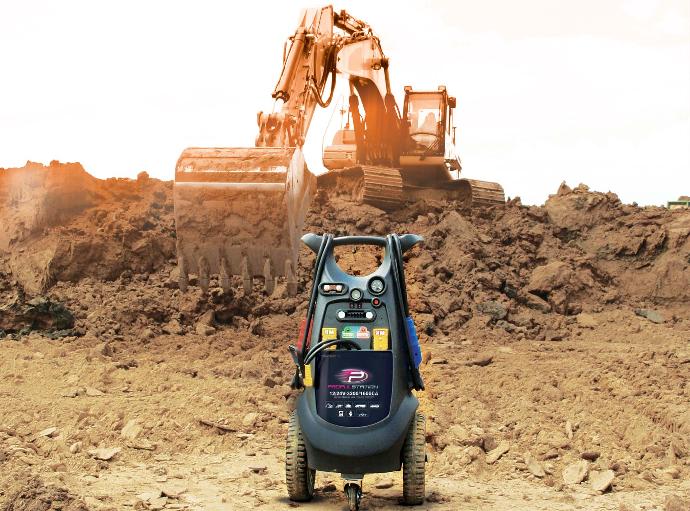 Propulstation 12/24V-3200/1600CA im Gelände mit Bagger Startbooster Schumacher, Ceteor